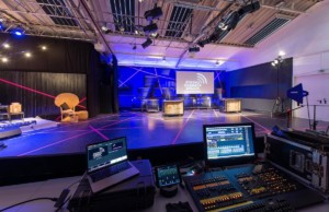 Scharlatan Theater eröffnet Streaming-Studio in Hamburg